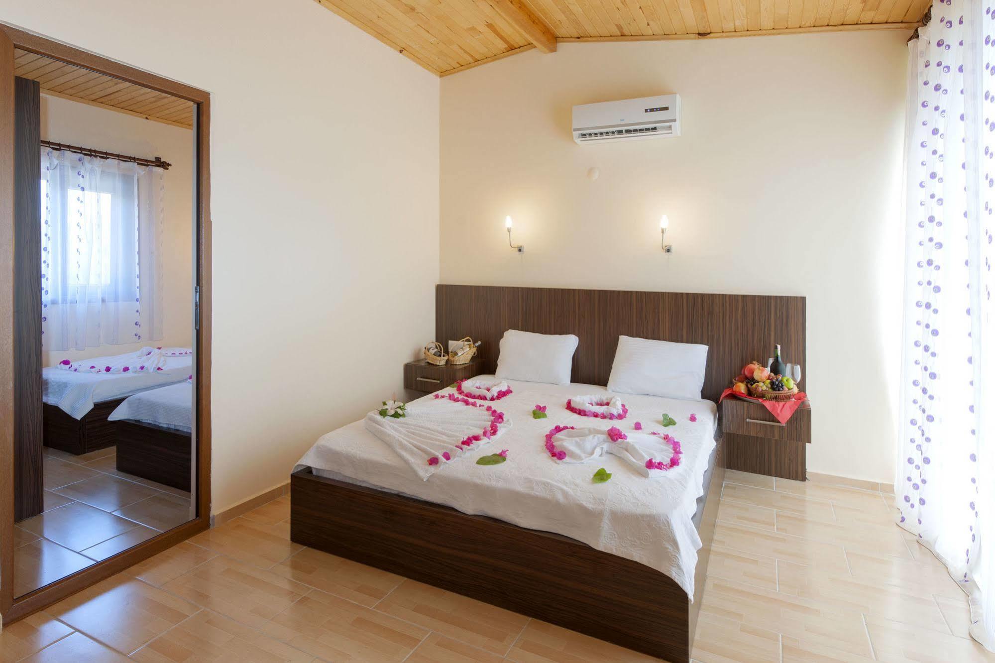 Kutle Hotel Чирали Екстер'єр фото