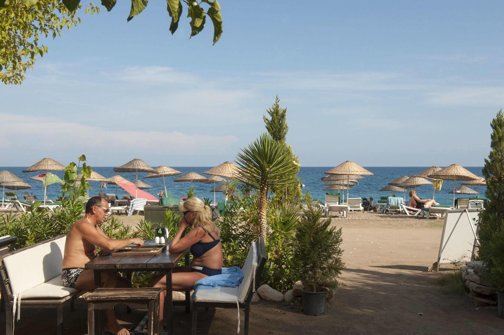 Kutle Hotel Чирали Екстер'єр фото